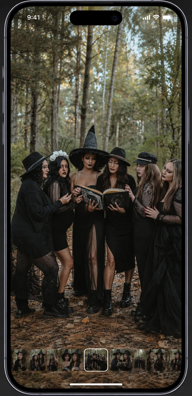 Photo de groupe sélectionnée sur un téléphone pour créer une affiche personnalisée
